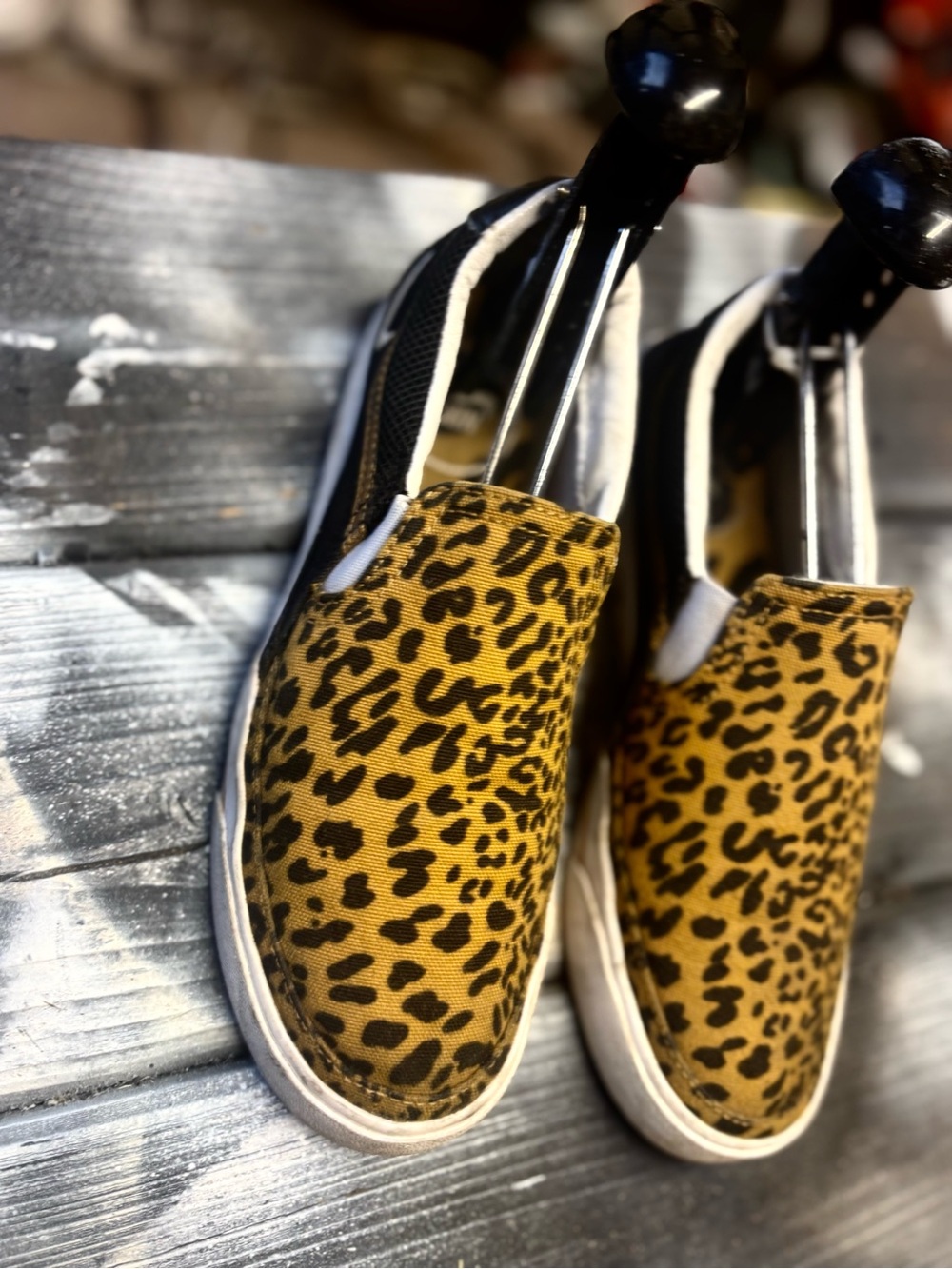 Nike Leopard print slip-on canvas sneakers #animalprint #leopard Womens 6